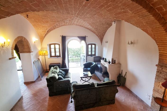 Image No.25-2 Bed Apartment for sale