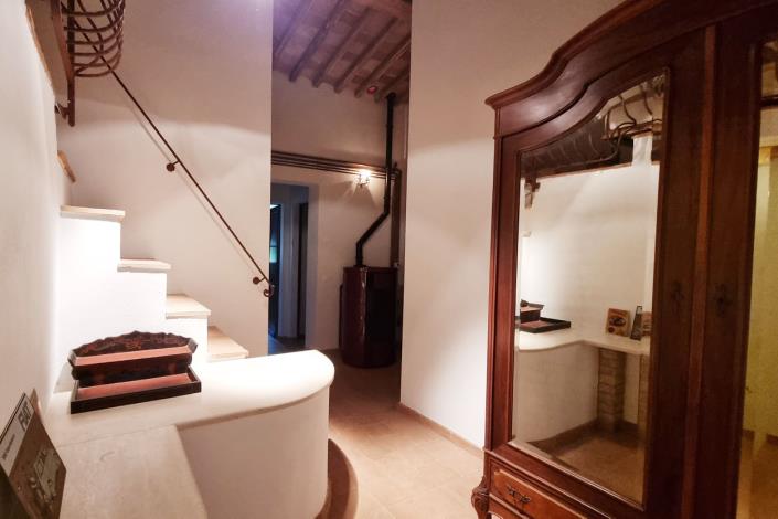 Image No.32-2 Bed Apartment for sale