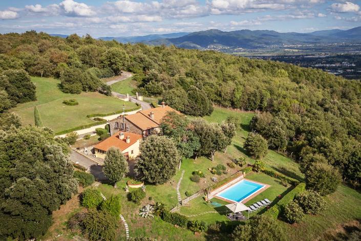 Image No.3-Maison de campagne de 4 chambres à vendre à Civitella in Val di Chiana
