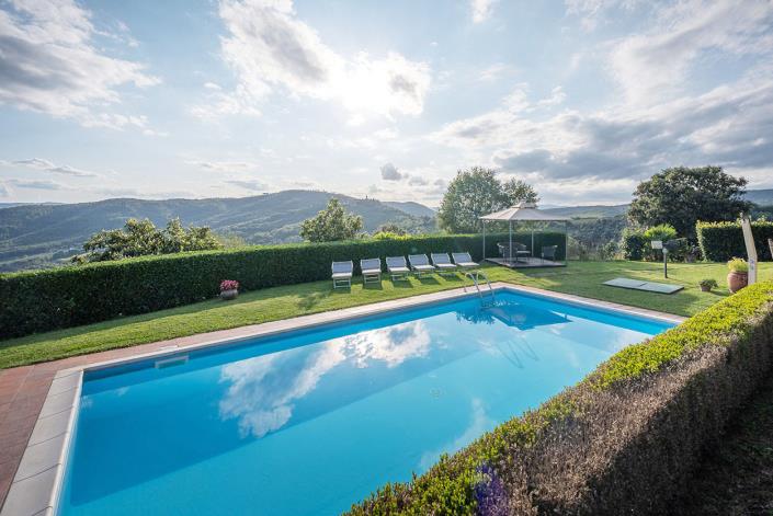 Image No.5-Maison de campagne de 4 chambres à vendre à Civitella in Val di Chiana