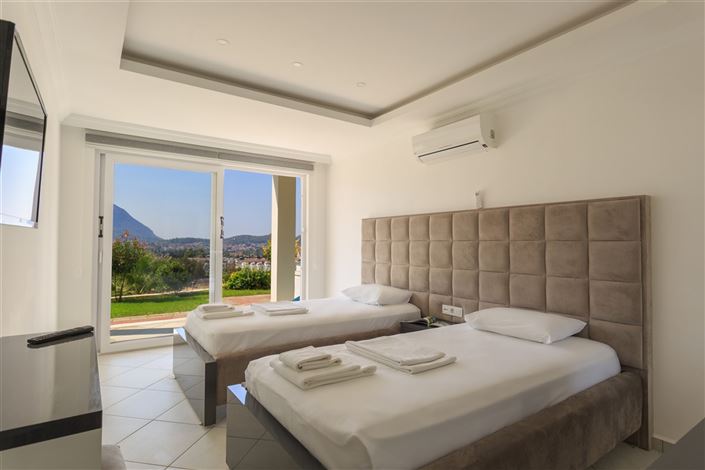 Image No.13-4 Bed Villa for sale