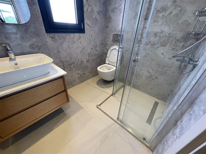 Image No.11-4 Bed Villa for sale