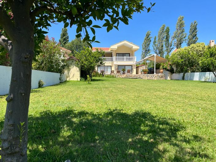 Image No.4-4 Bed Villa for sale