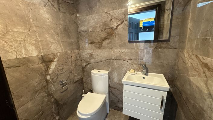 Image No.9-4 Bed Villa for sale