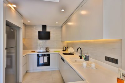 Serene Newly-Built Villa in Antalya For Sale - Chic fully fitted kitchen