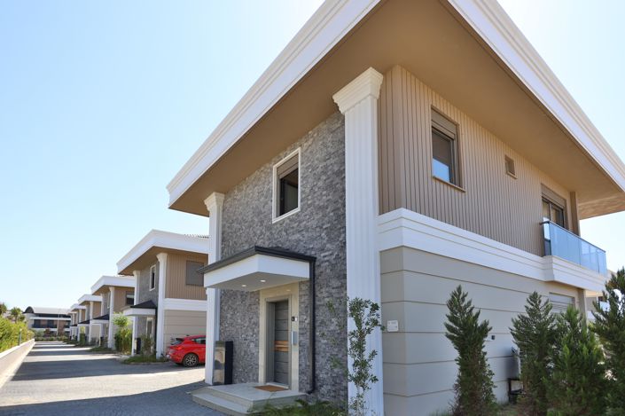 Image No.20-3 Bed Villa for sale