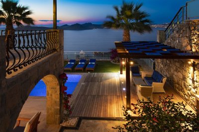 Sea View Yalikavak Villa- Vast Outdoor Living Area