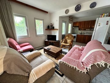 A Charming Traditional Dalyan Property For Sale - Open-plan lounge through to the kitchen