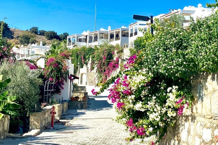 Image No.9-3 Bed Villa for sale