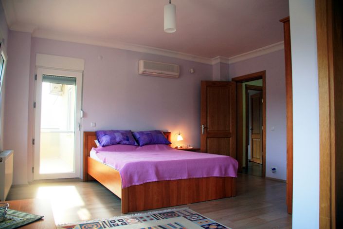 Image No.12-4 Bed Villa for sale