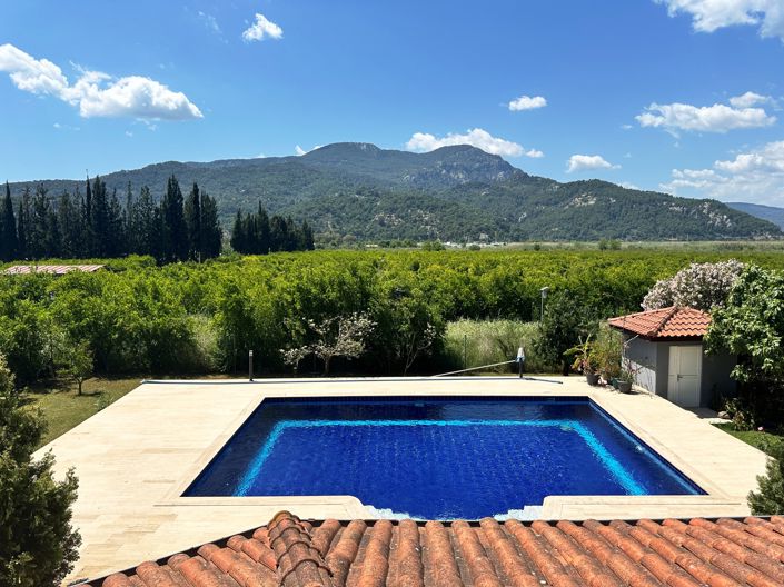 Image No.18-4 Bed Villa for sale