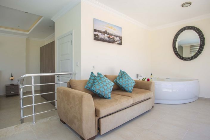 Image No.16-4 Bed Villa for sale