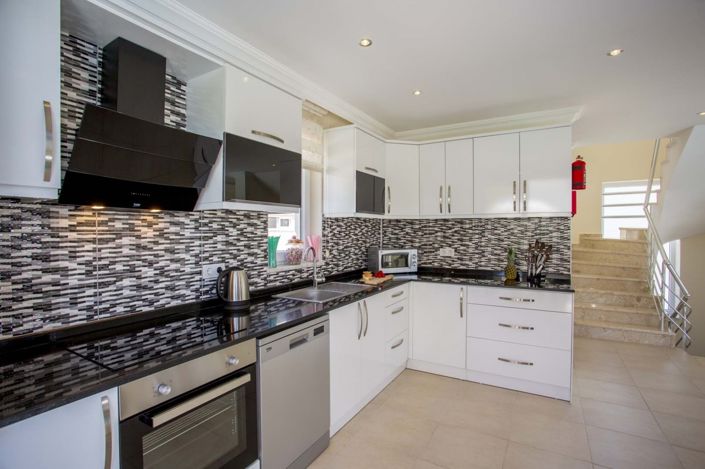 Image No.6-4 Bed Villa for sale