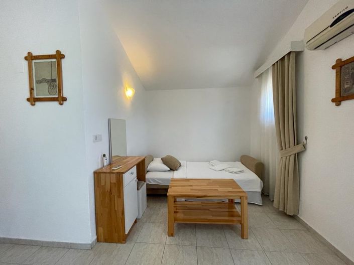 Image No.6-10 Bed Hotel for sale