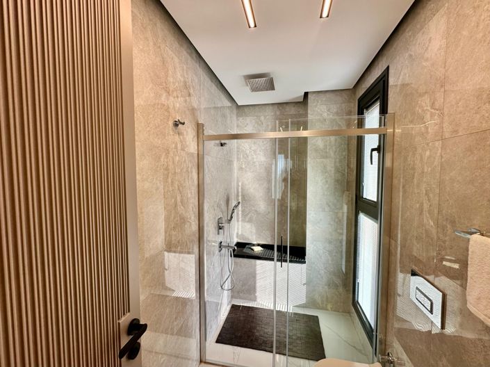 Image No.18-4 Bed Villa for sale