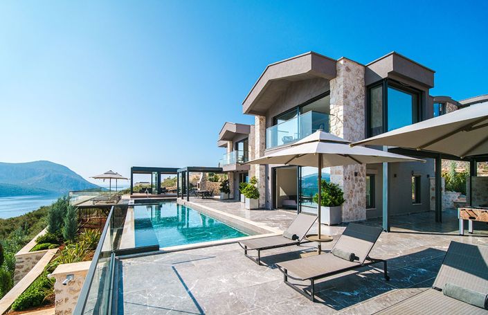 Image No.2-5 Bed Villa for sale