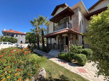 A Pretty Ground Floor, Garden Apartment For Sale In Scenic Dalyan - Apartment's entrance