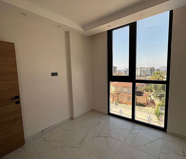 Image No.10-1 Bed Apartment for sale