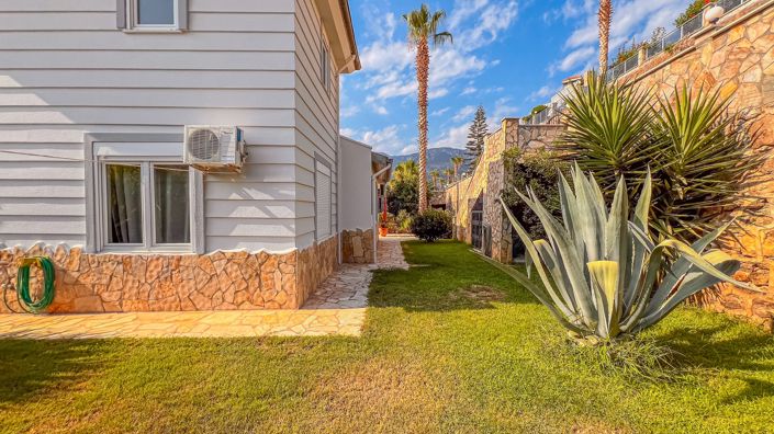 Image No.7-3 Bed Villa for sale