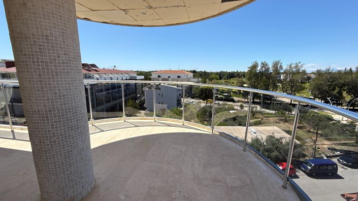 Image No.12-3 Bed Apartment for sale