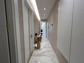Centrally Located & Ready-To-Move Apartment In Belek, Antalya For Sale - Bright hallway
