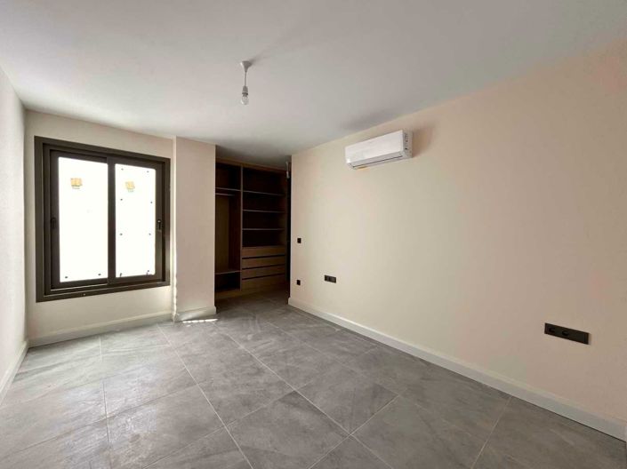 Image No.19-4 Bed Villa for sale