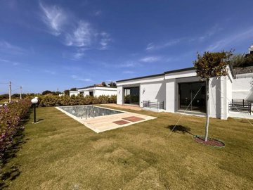 Lush Villas In Bodrum With Private Pools & Gardens – Landscaped garden