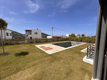 Lush Villas In Bodrum With Private Pools & Gardens – Large private outdoor space