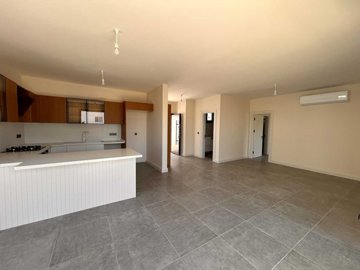 Lush Villas In Bodrum With Private Pools & Gardens – Open-plan living space