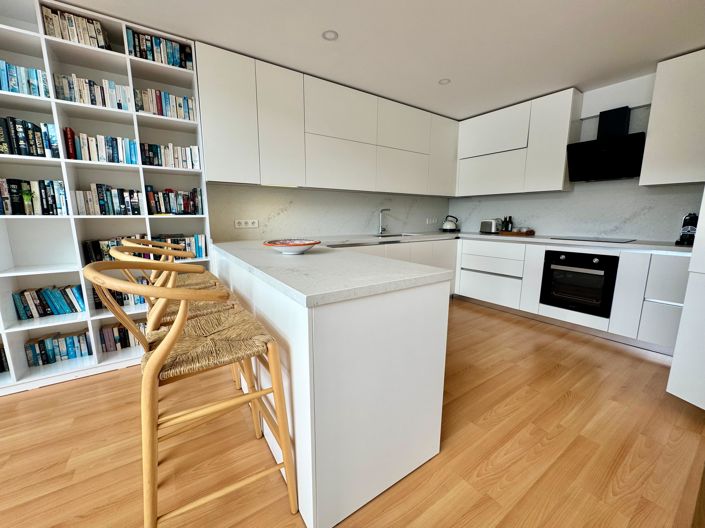 Image No.7-4 Bed Apartment for sale