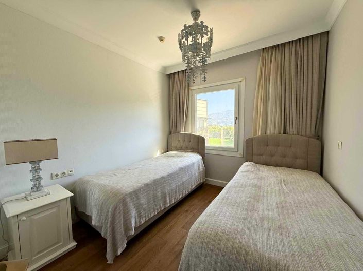 Image No.17-3 Bed Apartment for sale