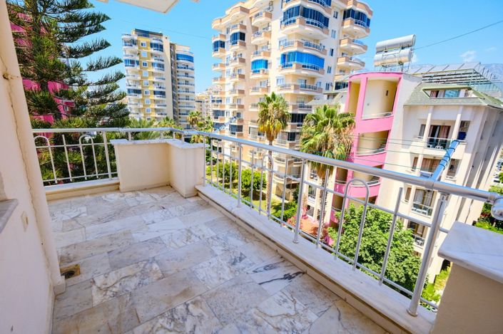 Image No.16-2 Bed Apartment for sale