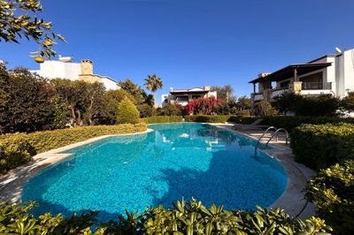 Tranquil Two-Bedroom Apartment In Bodrum For Sale - An enticing communal pool