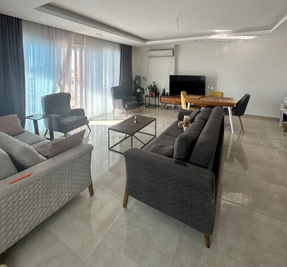 Image No.7-3 Bed Apartment for sale