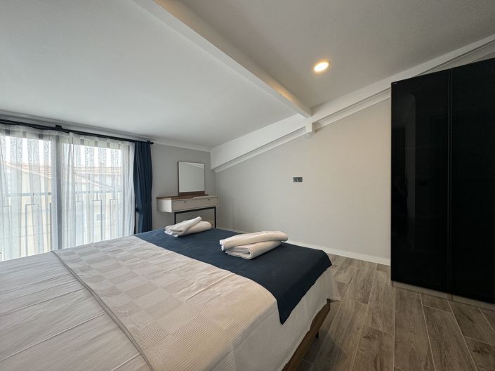 Image No.11-1 Bed Apartment for sale