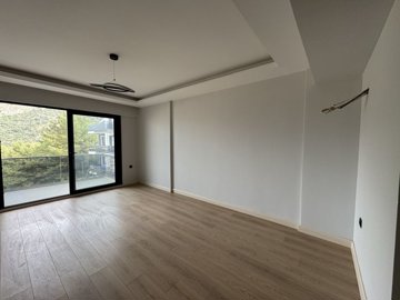 Nature View Fethiye Property For Sale - Living area with a balcony