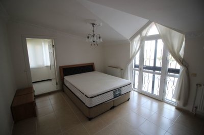 Altinkum New Traditional Marina Villa - Top floor bedroom