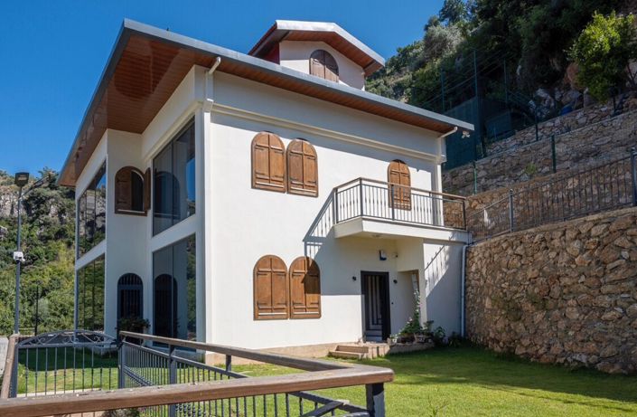 Image No.4-4 Bed Villa for sale