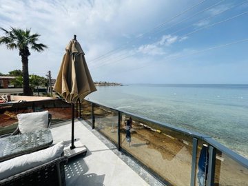 An Exceptional Didim Beachfront Villa For Sale – Seafront villa with sea views