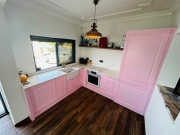 An Exceptional Didim Beachfront Villa For Sale – Refurbished kitchen