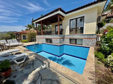 Lavish Reverse-Duplex Villa For Sale In Gocek, Fethiye - Main view of the villa and private pool