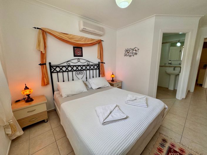 Image No.14-4 Bed Villa for sale