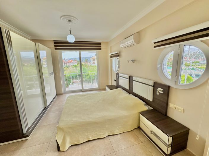 Image No.18-3 Bed Villa for sale