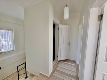 A Charming Detached Calis Villa For Sale - Upper floor landing