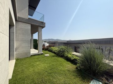 Attractive Bodrum Property For Sale - Easy-to-maintain garden