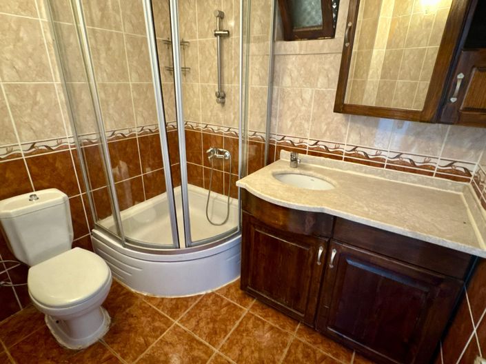 Image No.17-5 Bed Villa for sale