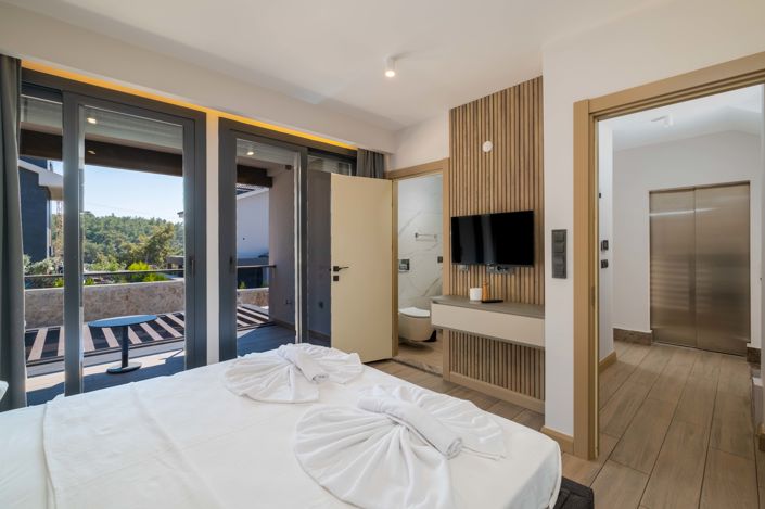 Image No.18-3 Bed Villa for sale