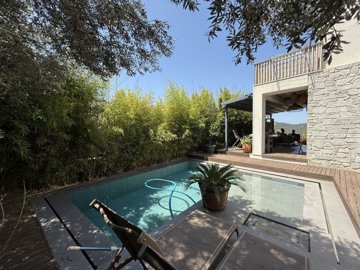 A Tranquil Duplex Yalikavak Property For Sale - Enticing private pool