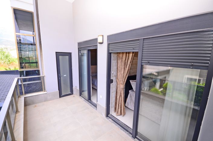 Image No.18-2 Bed Apartment for sale