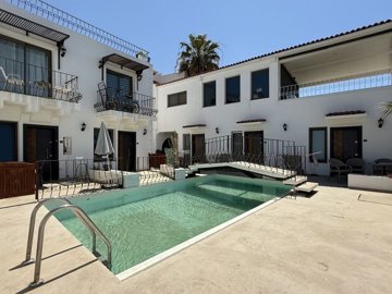 Chic Bodrum Property For Sale With A Shared Pool - Communal swimming pool